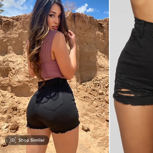 Fashion Nova sorry mom shorts black - Picture 2 of 4